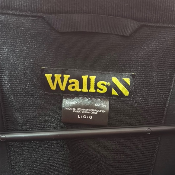 Walls Black Jacket size large - Picture 2 of 4